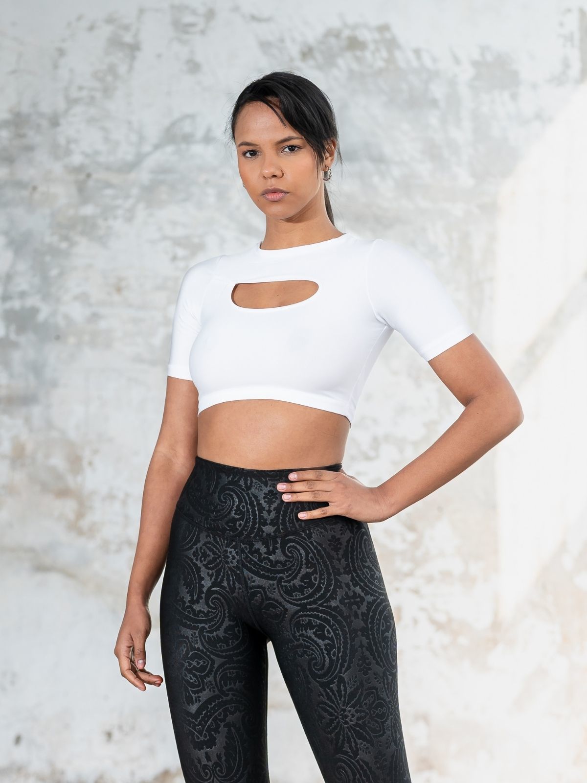 Dekolte Tshirt Beyaz Renk 072