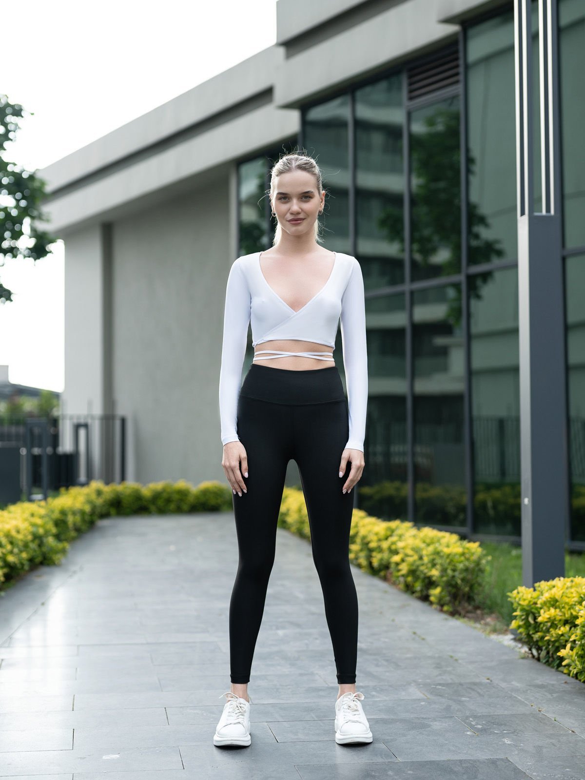 İp Detaylı Beyaz Tshirt 066