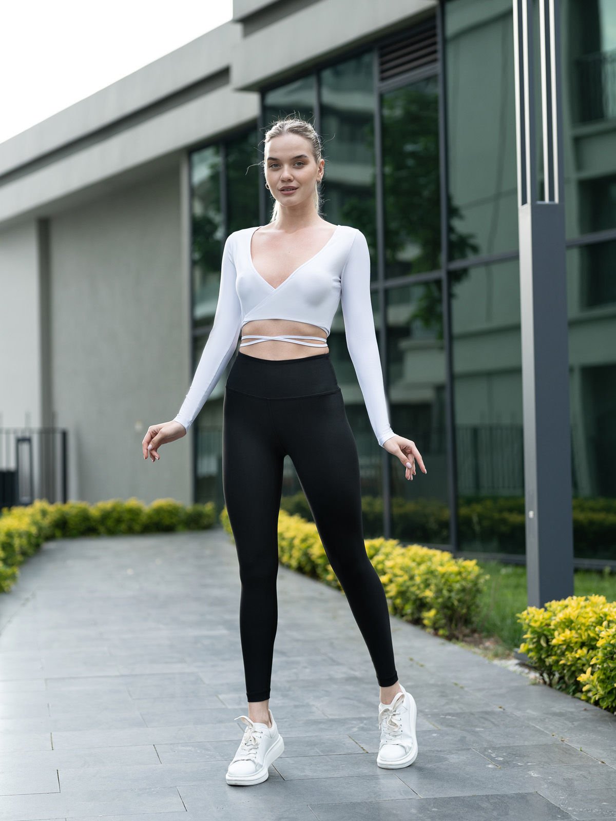 İp Detaylı Beyaz Tshirt 066