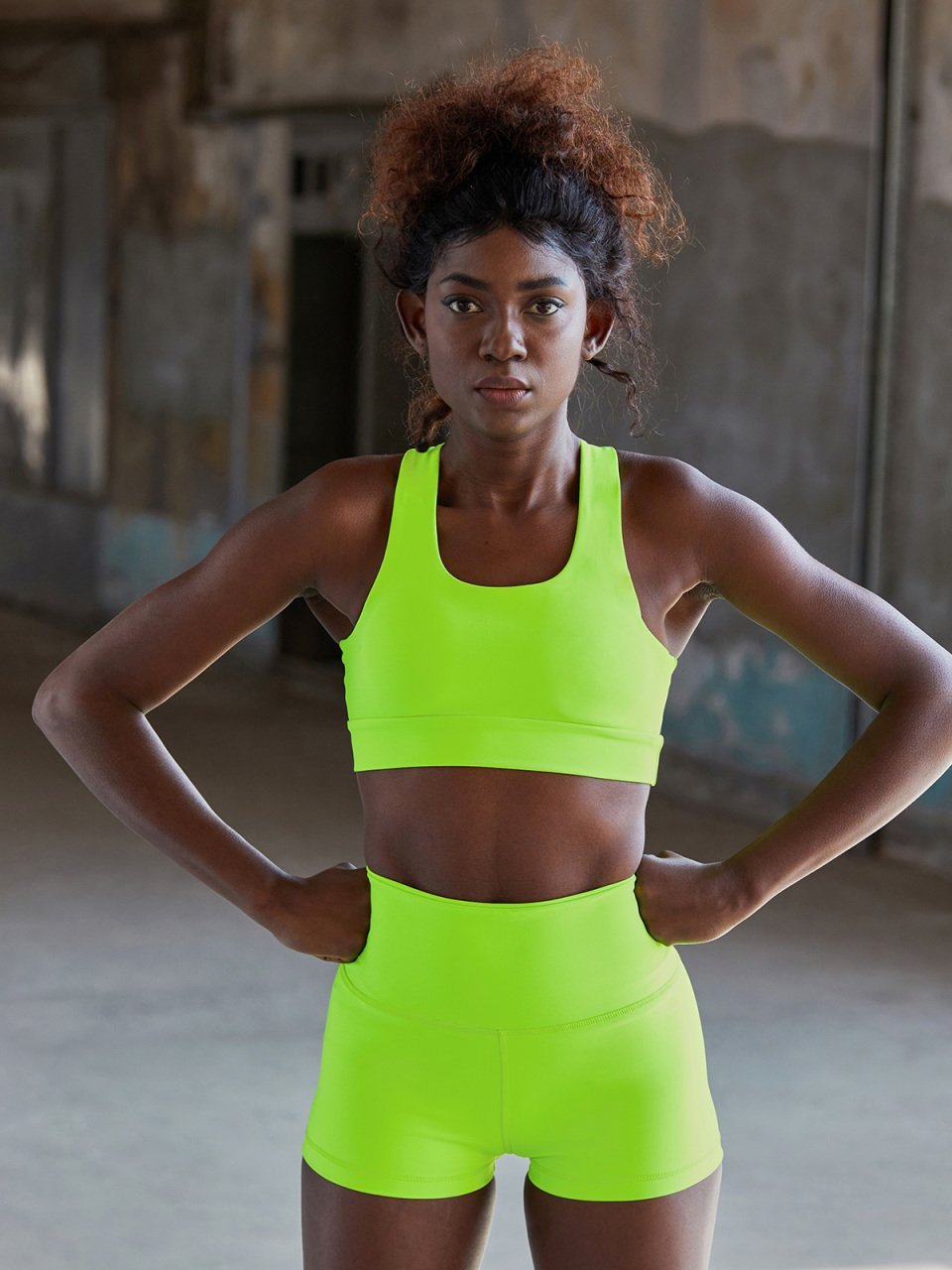 Spor Şort Neon Yeşil 5032