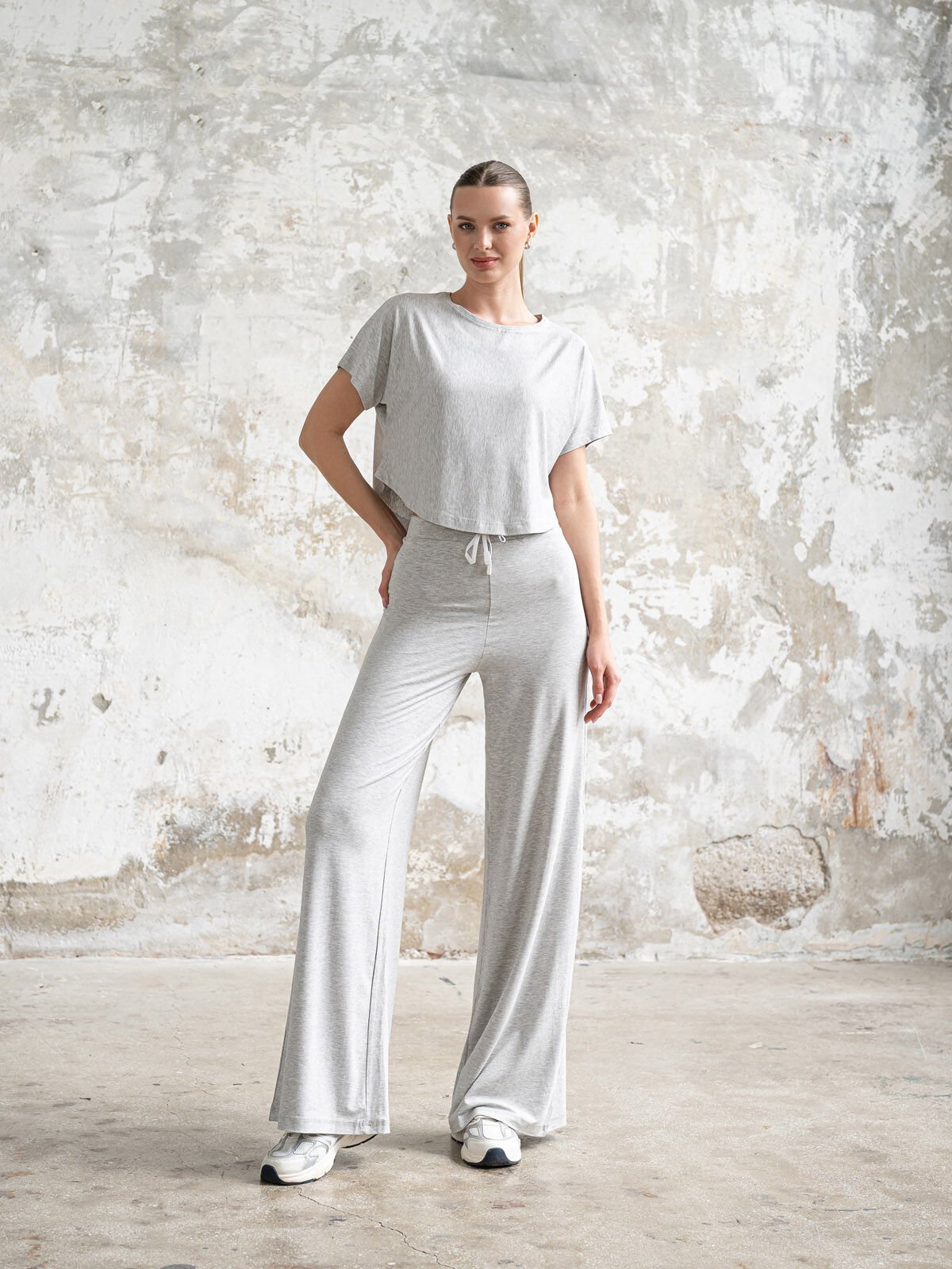 Gray Breeze Yoga Tshirt 047