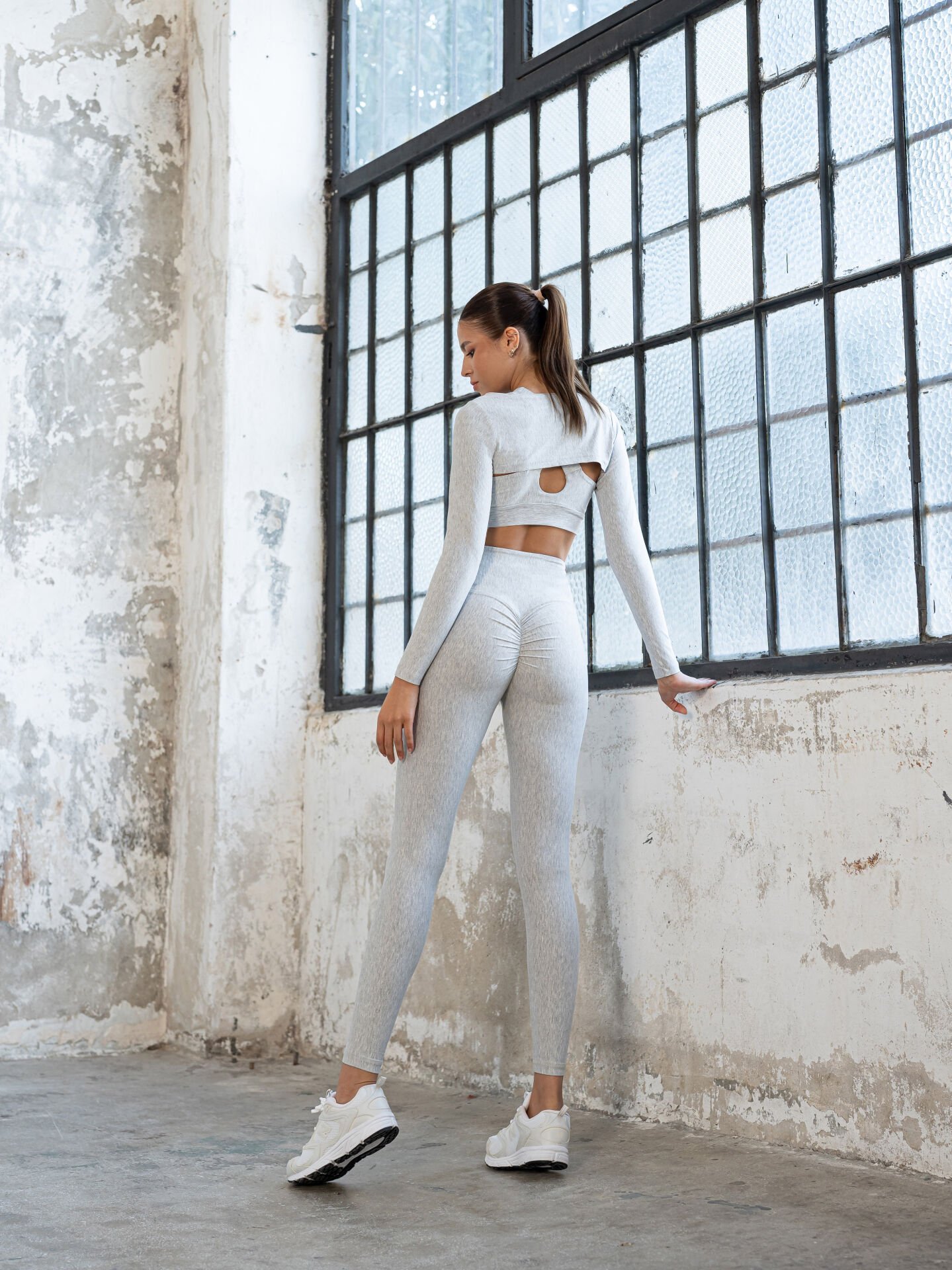 Arkası Büzgülü Gri Esinti 491