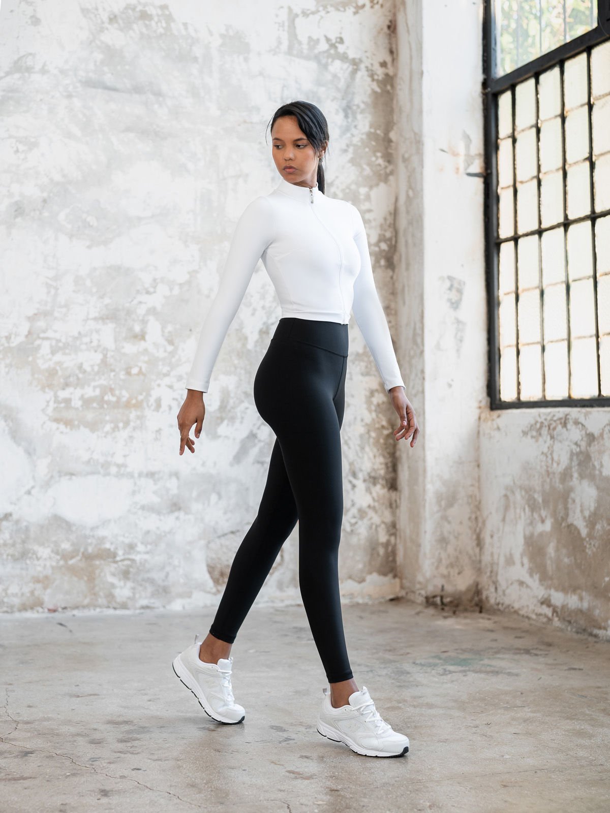 Arkası Büzgülü Tayt Siyah Renk 737