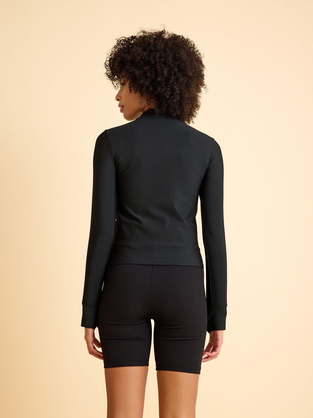 Parmak Geçmeli Üst Siyah Renk 151