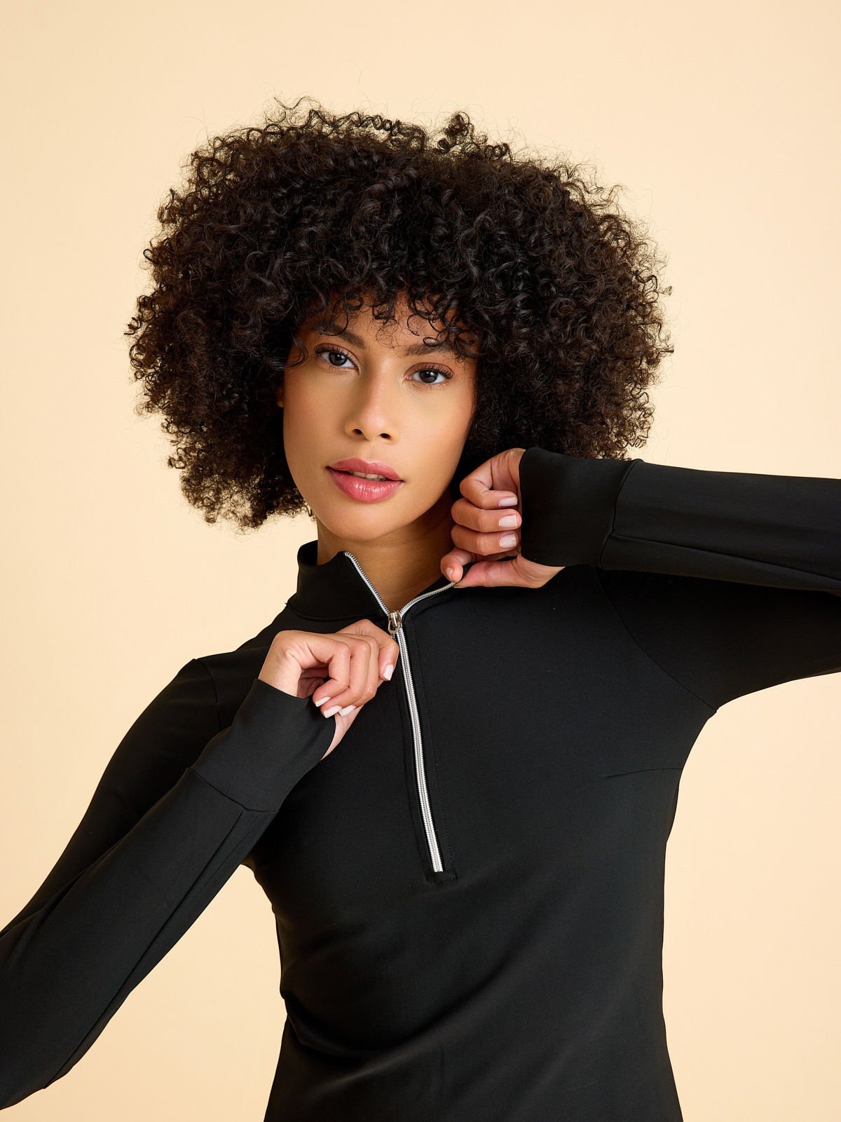 Parmak Geçmeli Üst Siyah Renk 151