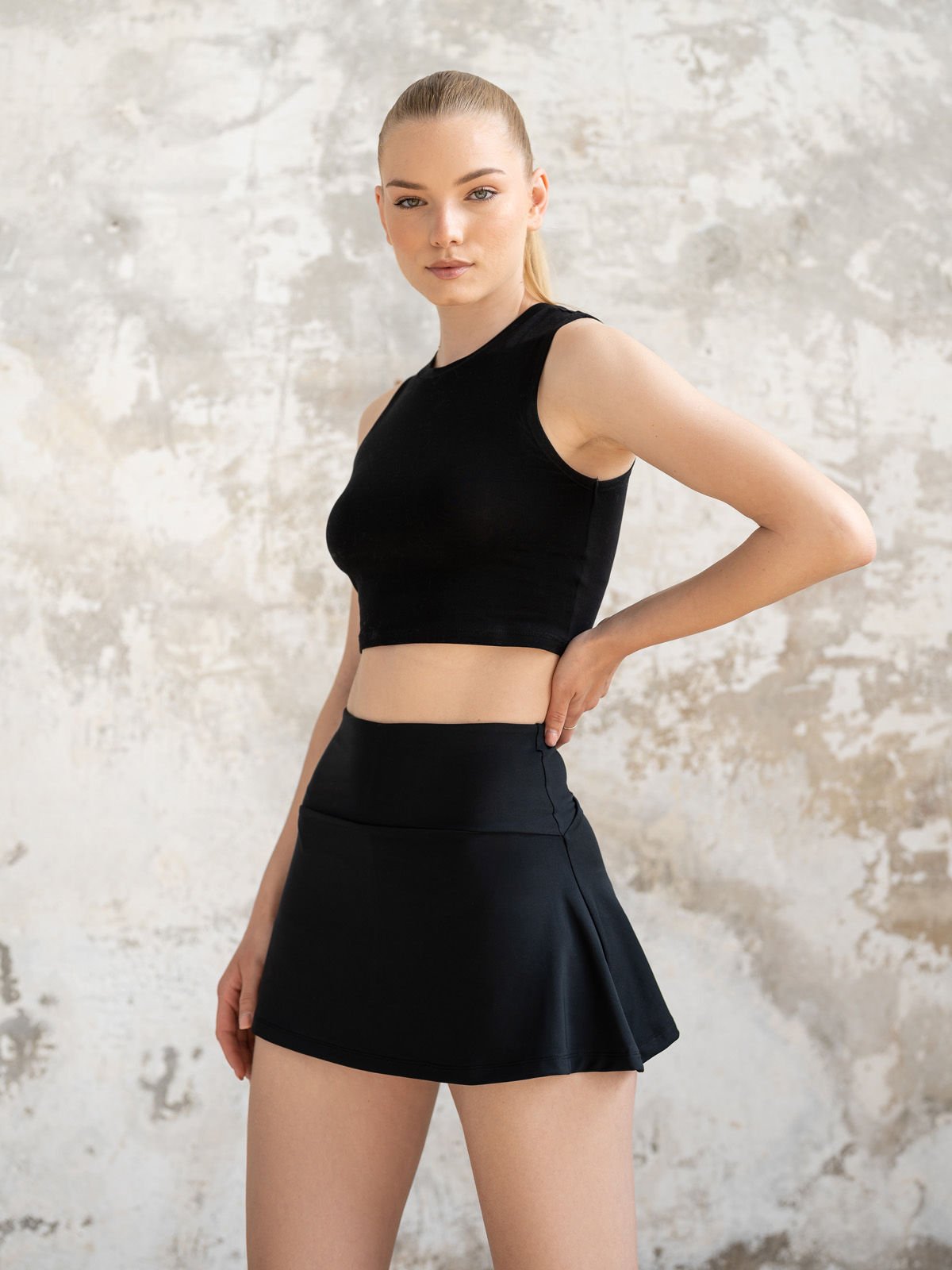 Tenis Eteği Siyah Renk 440