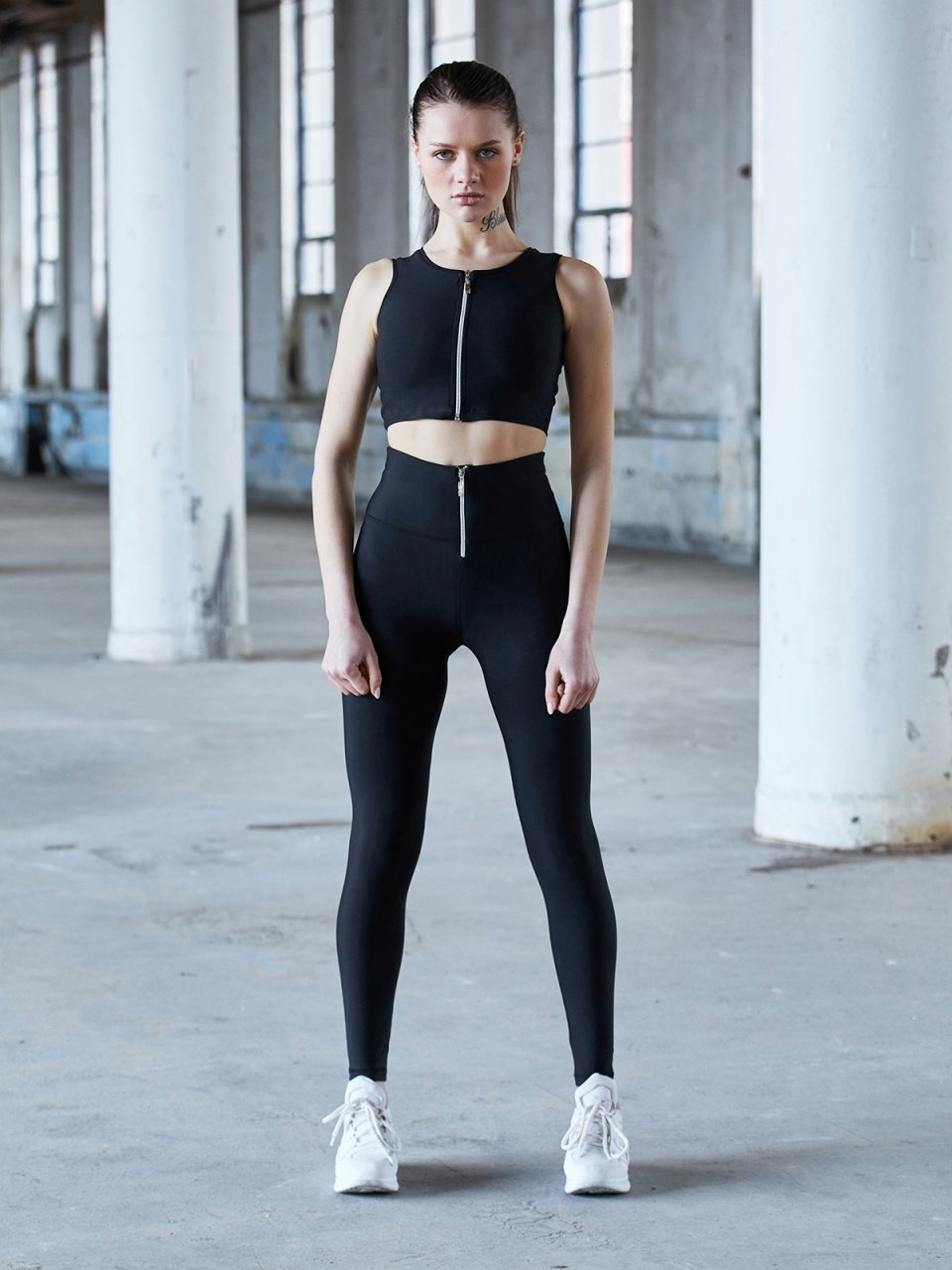 Fermuarlı Tayt Siyah Renk 1051