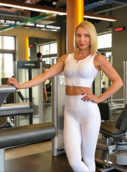 107 Fermuarlı Spor Bustiyer Beyaz Renk