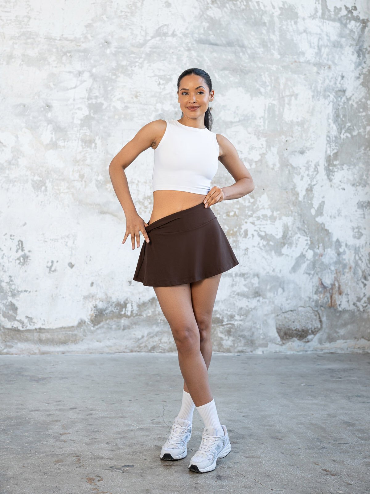 Tenis Eteği Kahverengi 490