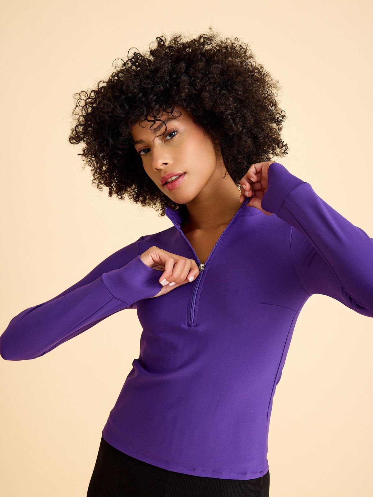 153 Mor Renk Parmak Geçmeli Üst