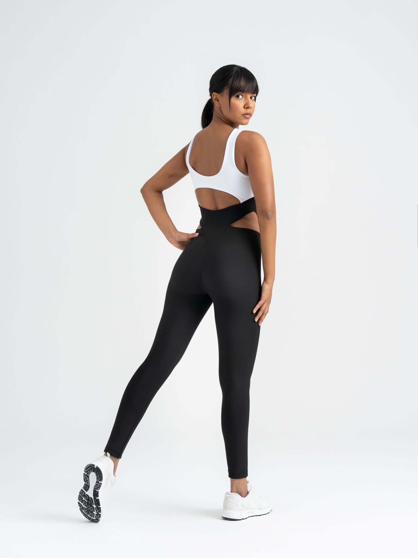 Bold Curve Tulum Siyah Beyaz Çift Renk 3401