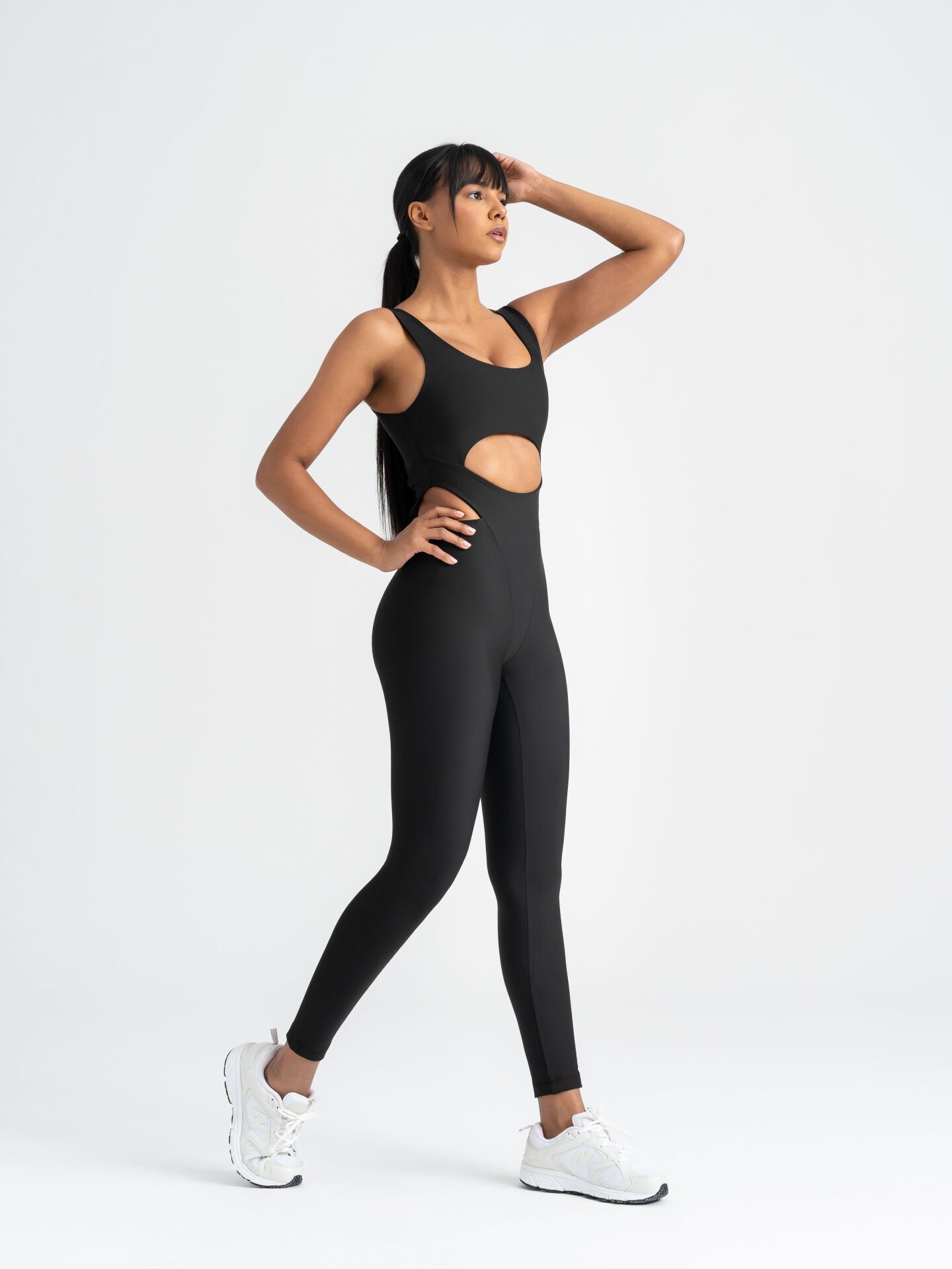 Bold Curve Tulum Siyah Renk 3400