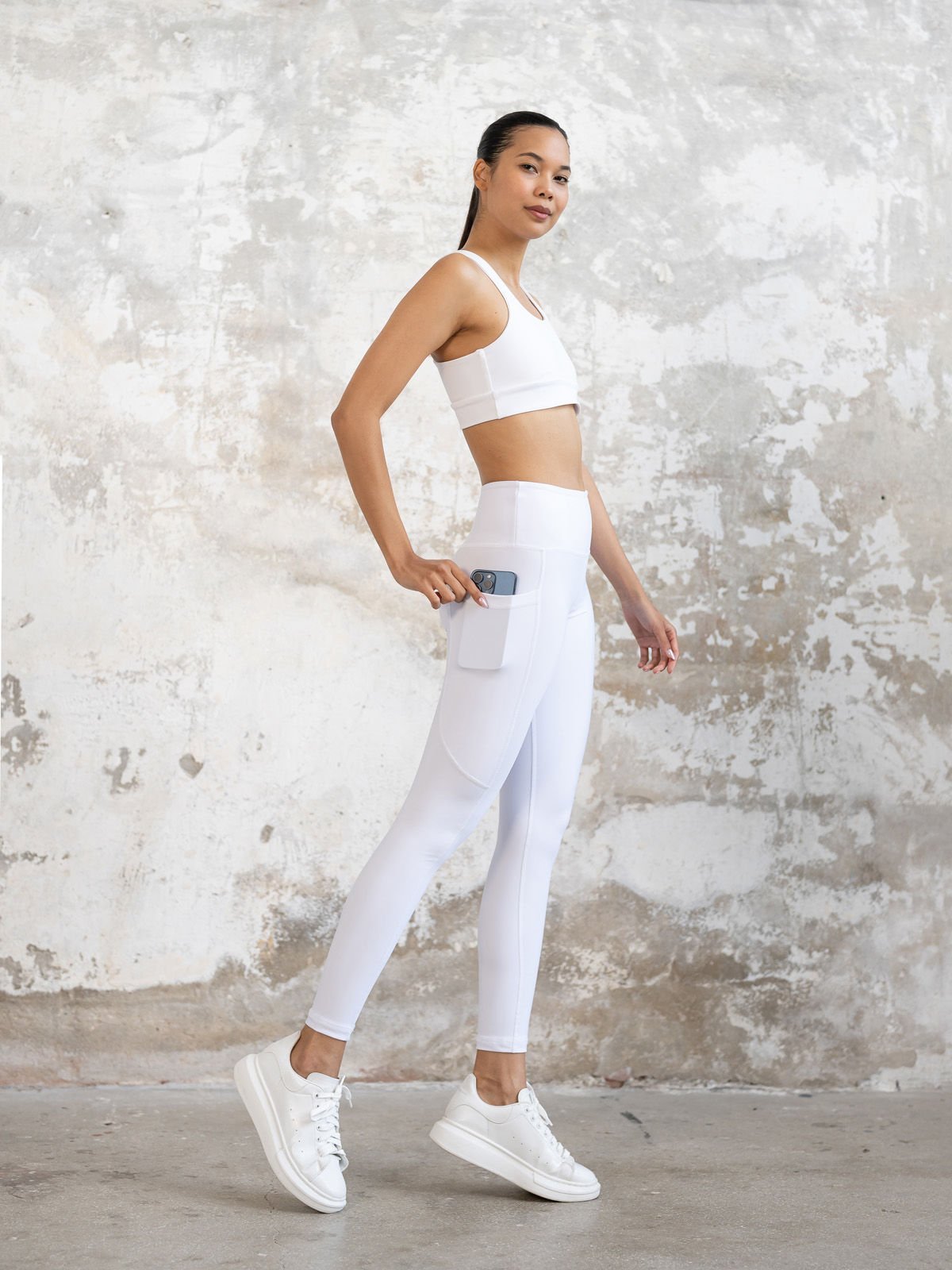 Cepli Spor Tayt Beyaz Renk 782